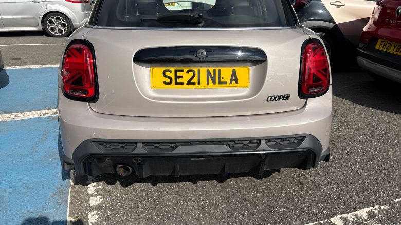 MINI Hatchback 1.5 Cooper Sport 5dr Auto Petrol Hatchback